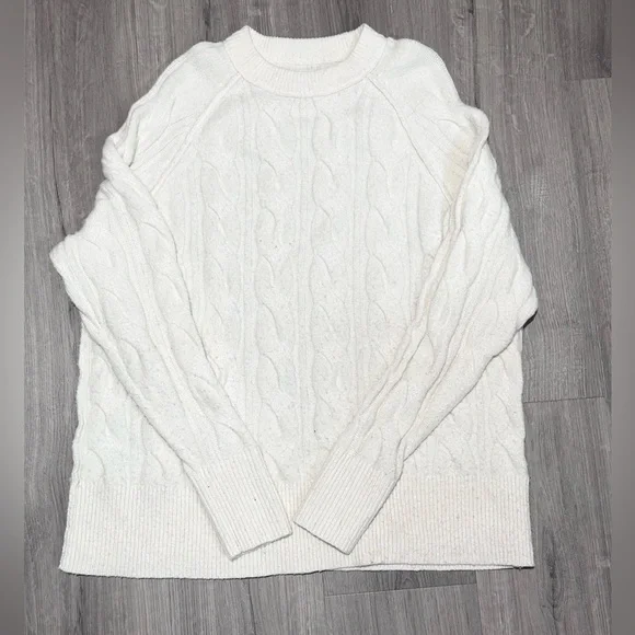 ❥𝒂𝒆𝒓𝒊𝒆: Women’s Cable Crew Knit Sweater - Picture 5 of 9